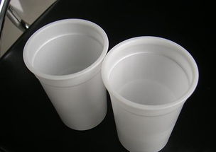 用塑料杯喝开水好吗