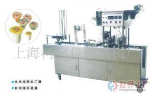 塑料杯自动灌装封盖封口一体化设备解析 从批发选择到行业应用
